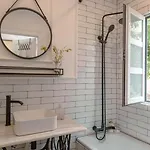 Διαμέρισμα Charming 1br With Terrace Praca Flores | By Airnest