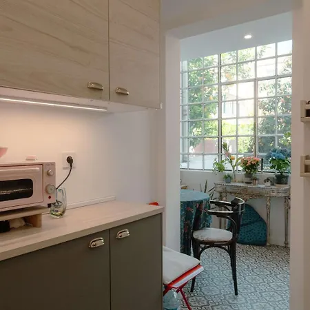 Charming 1br With Terrace Praca Flores | By Airnest Apartment