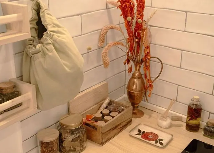 Charming 1br With Terrace Praca Flores | By Airnest Lisboa