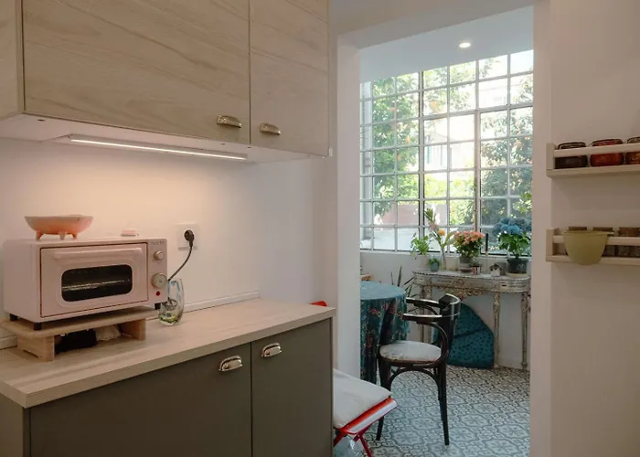 Charming 1br With Terrace Praca Flores | By Airnest Apartment