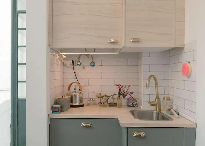 Lejlighed Charming 1br With Terrace Praca Flores | By Airnest Lisboa