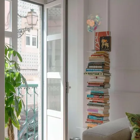 Charming 1br With Terrace Praca Flores | By Airnest Apartament