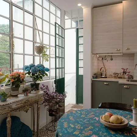 Apartament Charming 1br With Terrace Praca Flores | By Airnest *