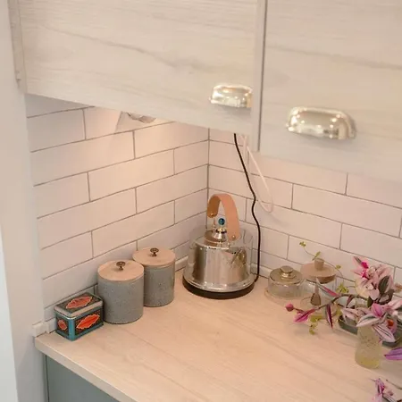 Charming 1br With Terrace Praca Flores | By Airnest Apartament