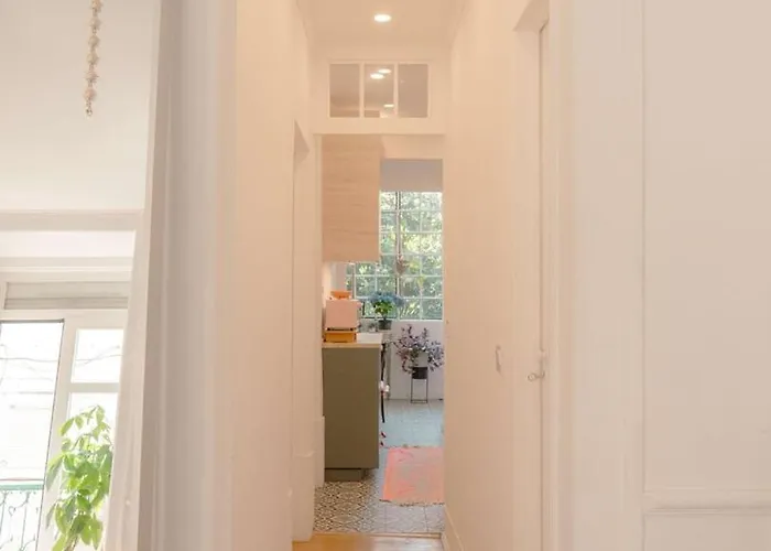 Charming 1br With Terrace Praca Flores | By Airnest 아파트 *